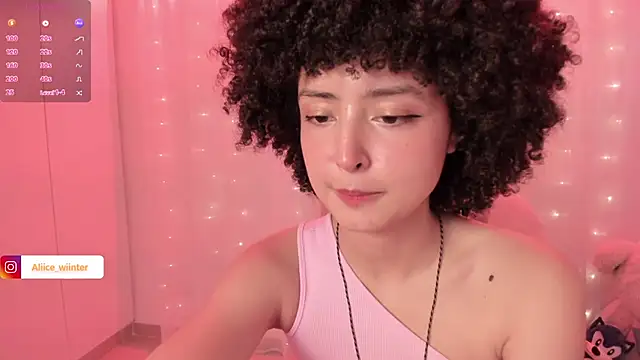 Alice winter  online show from November 11, 2025, 6:14 pm