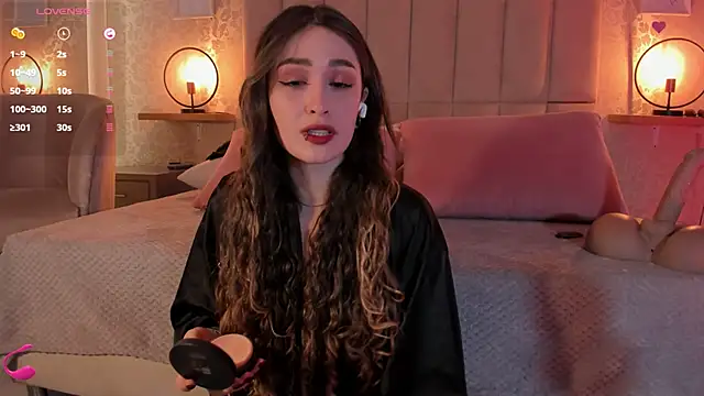 Snapshot of Amy-Parrish chatting on December 20, 2025, 8:01 pm Amy-Parrish online show from December 20, 2025, 8:01 pm