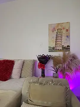 Ashleyjenner  online show from February 20, 2026, 12:07 pm