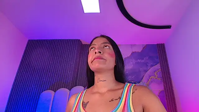 hot dione online show from May 23, 2026, 7:24 pm