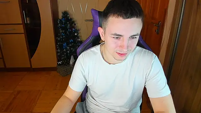 Snapshot of bigmark033 chatting on February 13, 2025, 10:23 am bigmark033 online show from February 13, 2025, 10:23 am