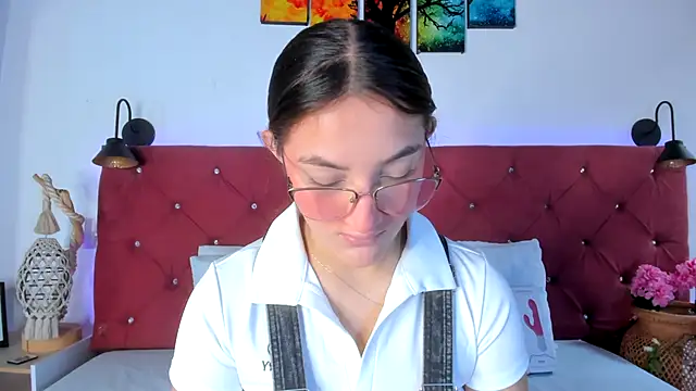 Snapshot of Ruth_harvey_ chatting on November 1, 2025, 2:00 pm Ruth harvey online show from November 1, 2025, 2:00 pm