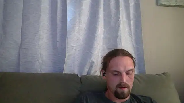 Snapshot of VitaminmanFL chatting on November 26, 2025, 9:59 pm VitaminmanFL online show from November 26, 2025, 9:59 pm