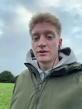 Snapshot of jerk_it_out69 chatting on September 11, 2025, 5:29 am jerk it out69 online show from September 11, 2025, 5:29 am