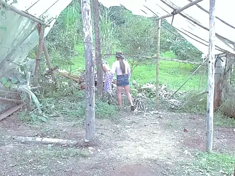 tayiro r online show from November 6, 2025, 6:23 pm