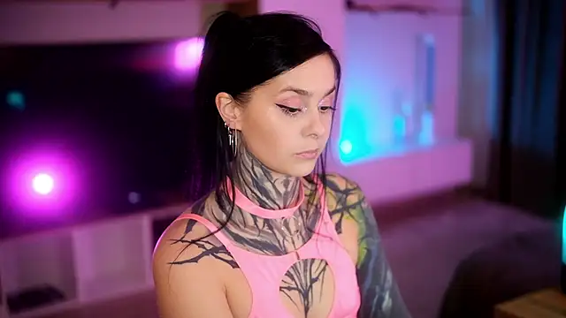 Snapshot of AcidPie chatting on October 31, 2025, 6:48 pm AcidPie online show from October 31, 2025, 6:48 pm