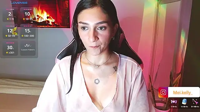 Snapshot of Mei_Kelly chatting on September 22, 2025, 1:22 am Mei Kelly online show from September 22, 2025, 1:22 am