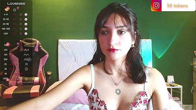 Snapshot of Mei_Kelly chatting on March 14, 2025, 11:32 pm Mei Kelly online show from March 14, 2025, 11:32 pm