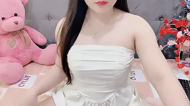 Snapshot of Funikio chatting on November 14, 2025, 3:32 am Funikio online show from November 14, 2025, 3:32 am