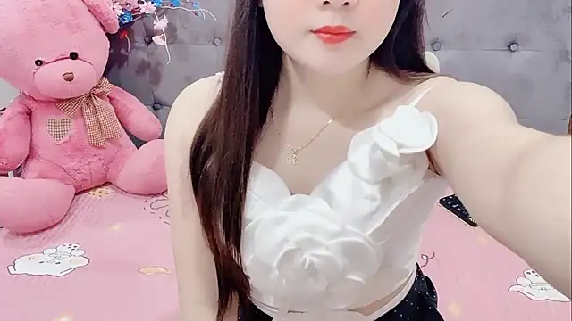 Snapshot of Funikio chatting on October 29, 2025, 1:26 am Funikio online show from October 29, 2025, 1:26 am