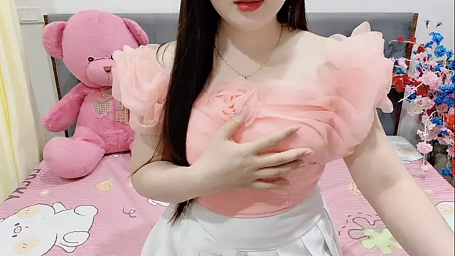 Funikio online show from April 5, 2026, 1:56 am