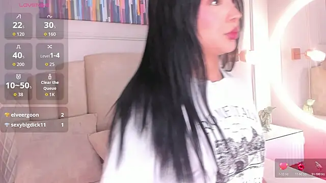 maddy brookss online show from December 13, 2025, 8:04 pm