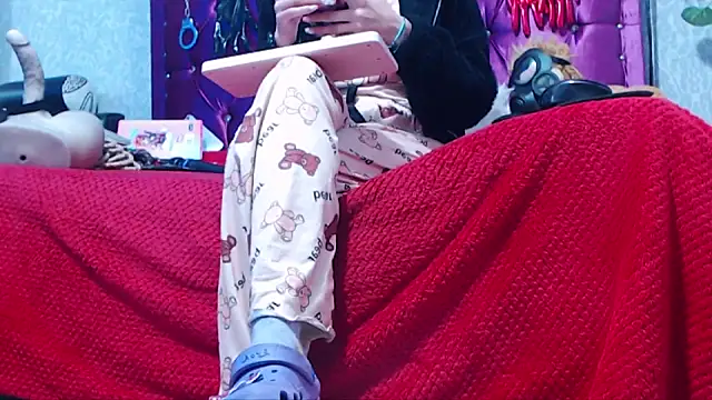 AyshaScott online show from February 26, 2026, 1:22 pm