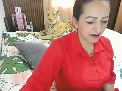 Snapshot of MonicaGarcia_ chatting on April 15, 2026, 9:59 pm MonicaGarcia online show from April 15, 2026, 9:59 pm