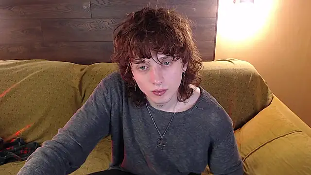 axxxturel online show from February 17, 2026, 9:12 pm