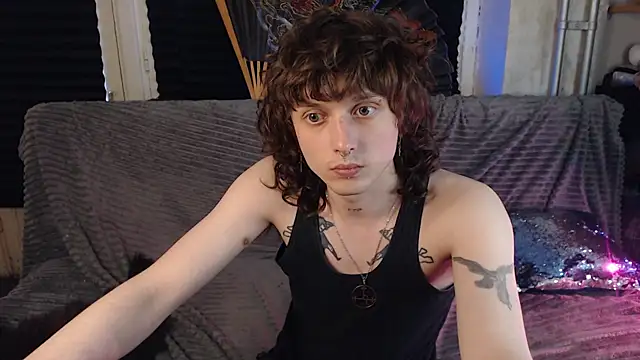 axxxturel online show from May 27, 2026, 1:57 am