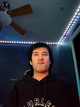 Stix Zadinia online show from November 5, 2025, 12:19 pm