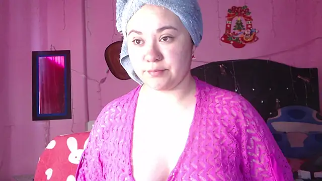 Snapshot of NikkiRous_ chatting on November 1, 2025, 12:32 pm NikkiRous online show from November 1, 2025, 12:32 pm