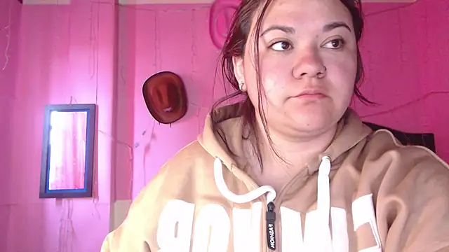 NikkiRous  online show from January 10, 2026, 1:06 pm