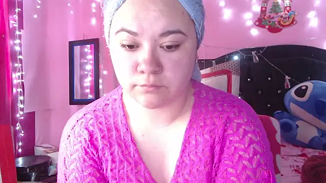 Snapshot of NikkiRous_ chatting on November 26, 2025, 1:22 pm NikkiRous online show from November 26, 2025, 1:22 pm