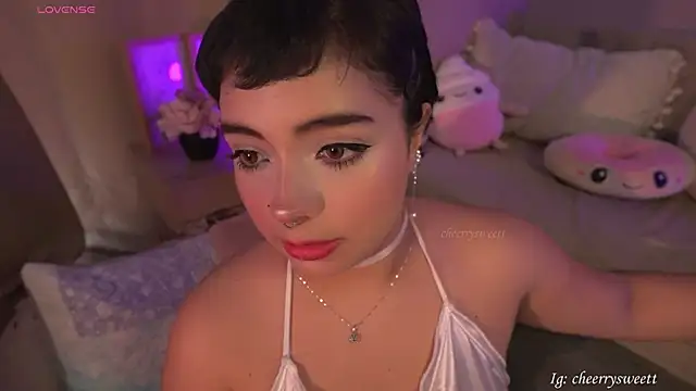 Cheerrysweett online show from March 25, 2026, 9:03 pm