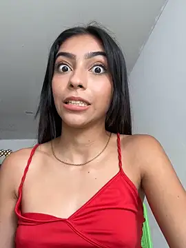 Snapshot of Ema_azel chatting on February 13, 2025, 5:44 pm Ema azel online show from February 13, 2025, 5:44 pm