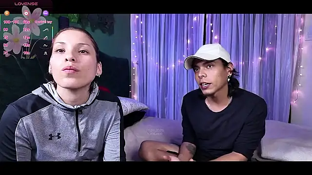 Snapshot of KokoAndRin chatting on January 11, 2026, 9:33 pm KokoAndRin online show from January 11, 2026, 9:33 pm