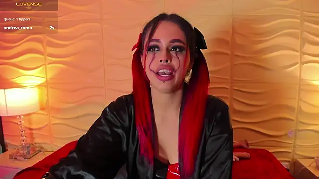 Snapshot of EvaaFoxxy1 chatting on October 12, 2025, 4:30 pm EvaaFoxxy1 online show from October 12, 2025, 4:30 pm