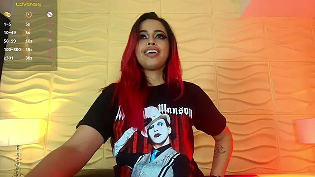 Snapshot of EvaaFoxxy1 chatting on November 9, 2025, 4:00 pm EvaaFoxxy1 online show from November 9, 2025, 4:00 pm