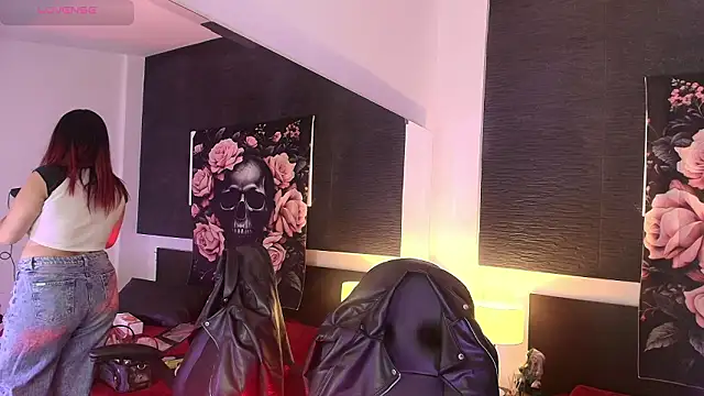 EvaaFoxxy1 online show from March 14, 2026, 12:00 pm