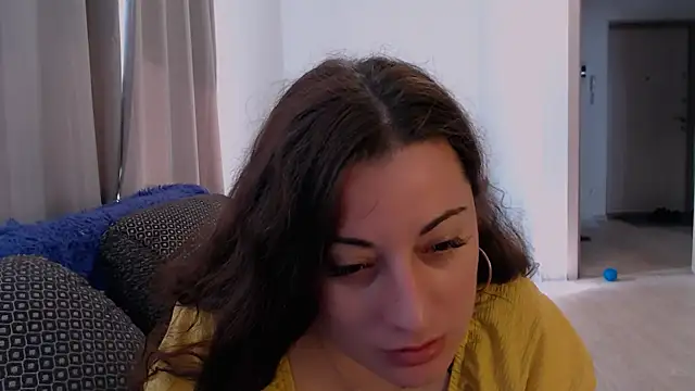 Helen Adams  online show from July 9, 2026, 5:41 am