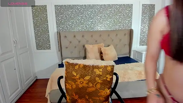 Snapshot of KimWessel_ chatting on March 5, 2025, 7:49 pm KimWessel online show from March 5, 2025, 7:49 pm