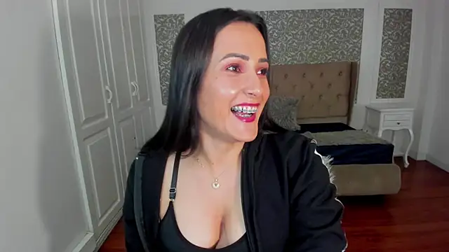 Snapshot of KimWessel_ chatting on September 27, 2025, 8:04 pm KimWessel online show from September 27, 2025, 8:04 pm