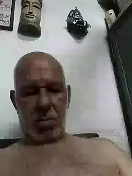 FabiQuilmes online show from February 8, 2025, 2:04 am