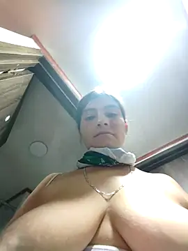 Snapshot of Sasha_smith23 chatting on March 2, 2026, 4:24 am Sasha smith23 online show from March 2, 2026, 4:24 am