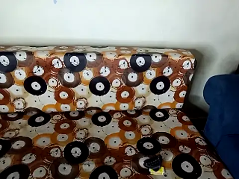 Snapshot of shuhana_ chatting on November 2, 2025, 12:59 am shuhana online show from November 2, 2025, 12:59 am