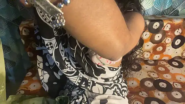 Snapshot of shuhana_ chatting on November 28, 2025, 5:07 am shuhana online show from November 28, 2025, 5:07 am