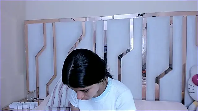 Snapshot of TifanyChill chatting on November 19, 2025, 7:03 pm TifanyChill online show from November 19, 2025, 7:03 pm