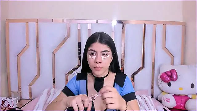 Snapshot of TifanyChill chatting on October 31, 2025, 8:49 pm TifanyChill online show from October 31, 2025, 8:49 pm