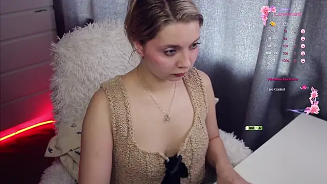 Snapshot of oceaneyesbb chatting on March 20, 2025, 8:31 am oceaneyesbb online show from March 20, 2025, 8:31 am