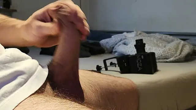 Snapshot of Alphapimmelchen chatting on July 4, 2026, 3:35 am Alphapimmelchen online show from July 4, 2026, 3:35 am