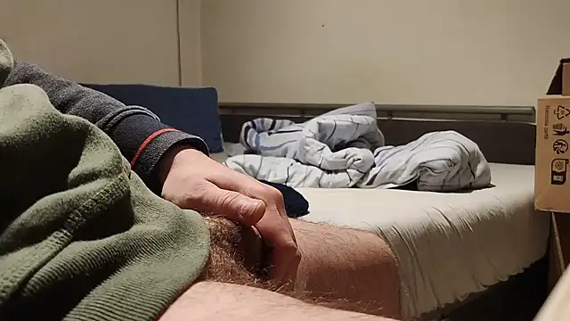 Snapshot of Alphapimmelchen chatting on November 13, 2025, 5:44 am Alphapimmelchen online show from November 13, 2025, 5:44 am