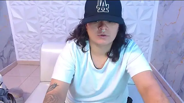 snowflake xxx online show from March 28, 2026, 1:06 am