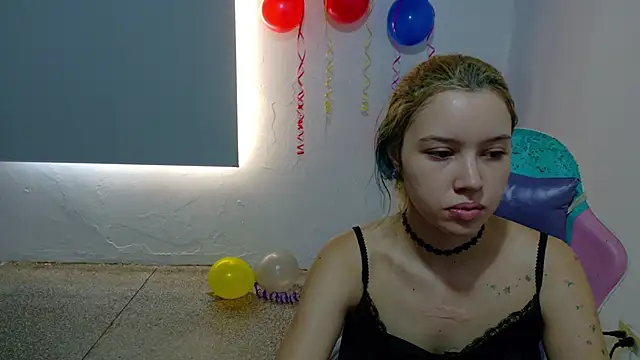 WandaDoll online show from February 17, 2026, 12:46 pm