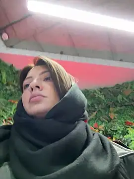 BabeRainbow online show from February 10, 2025, 9:14 am