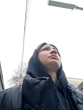 BabeRainbow online show from December 8, 2024, 9:24 am