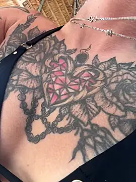 BabeRainbow online show from January 24, 2025, 9:06 am