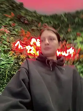 BabeRainbow online show from March 5, 2025, 10:22 am