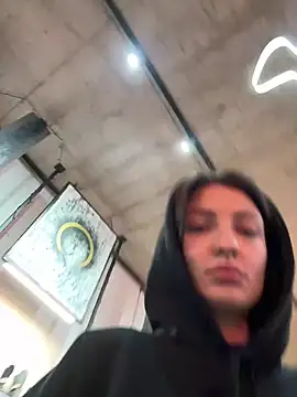 BabeRainbow online show from January 10, 2025, 12:26 pm