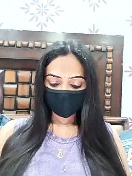 Snapshot of Yours-Bebo chatting on December 3, 2025, 11:09 am Yours-Bebo online show from December 3, 2025, 11:09 am